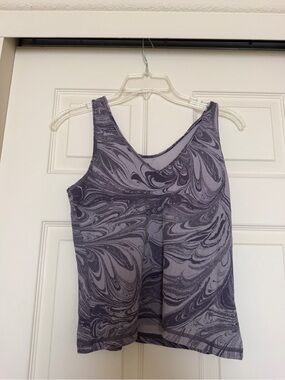 Athleta fitted tank - marbled pattern